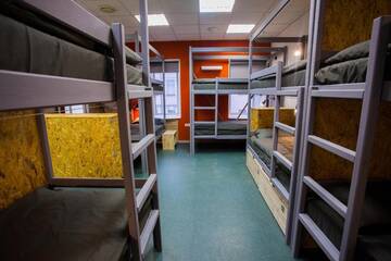 Фото номера Кровать в общем номере смешанного типа с 16 кроватями Гостиница «Тройка Хостел» г. Архангельск 7