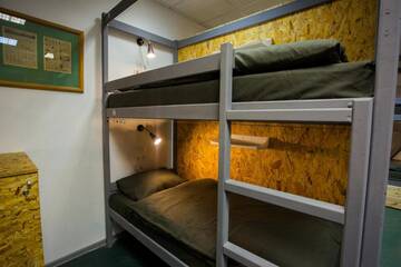 Фото номера Кровать в общем номере смешанного типа с 16 кроватями Гостиница «Тройка Хостел» г. Архангельск 6